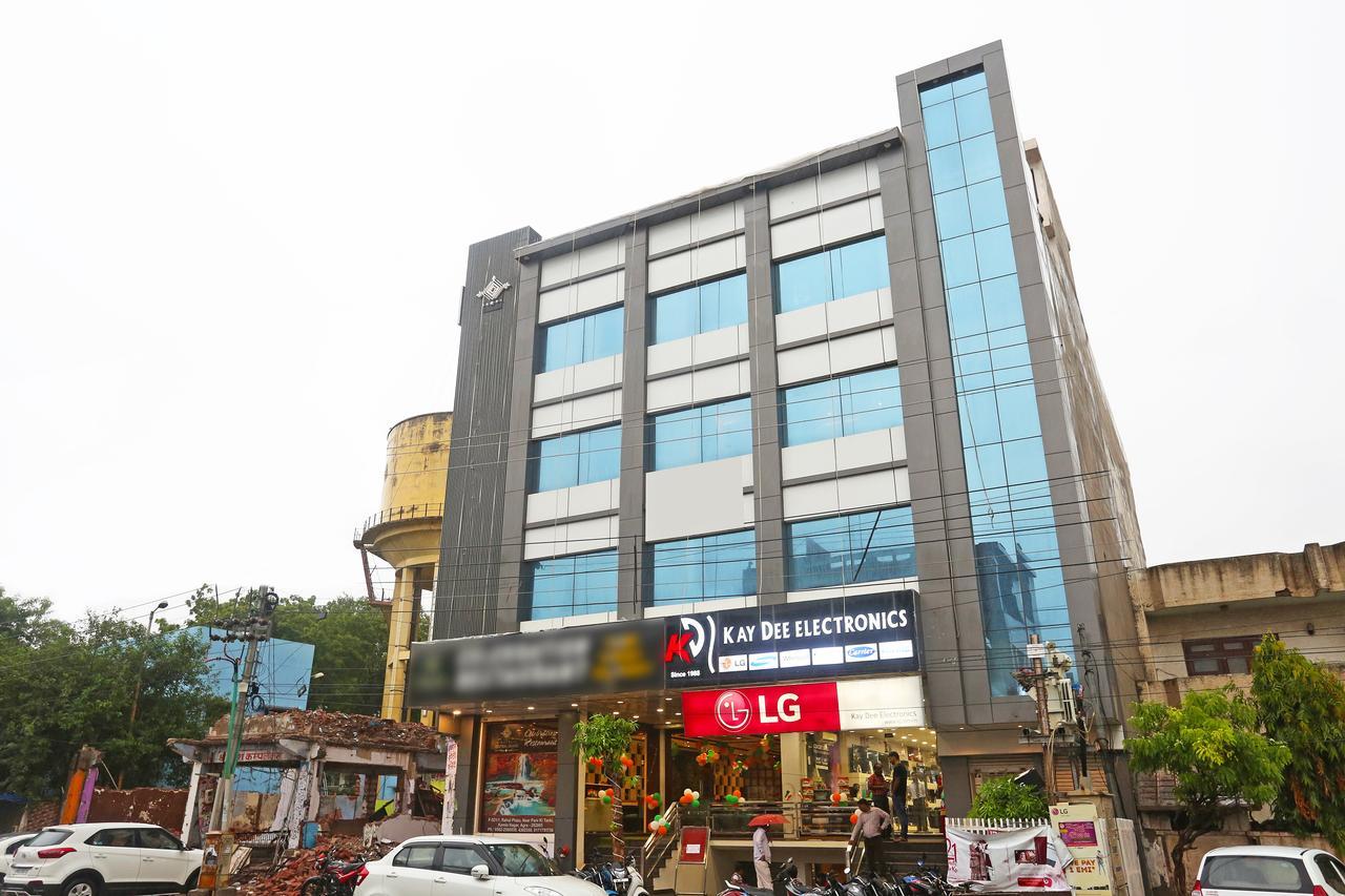 Oyo 18422 Central Grand Belanganj エクステリア 写真